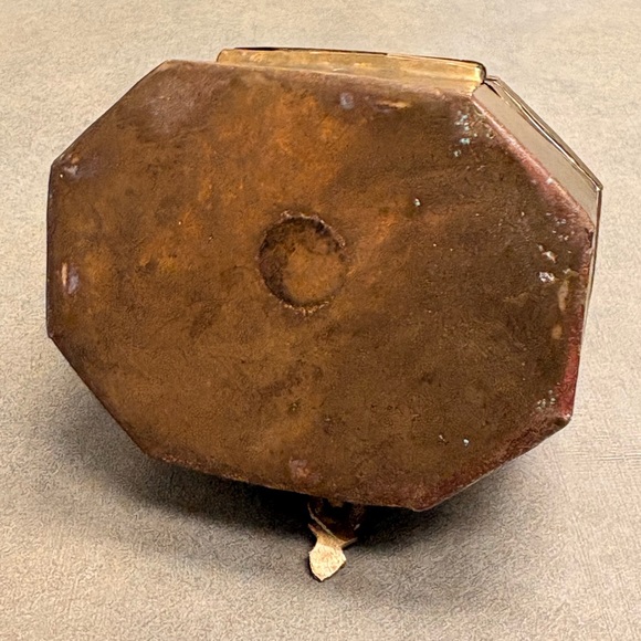Octagonal Brass Trinket Box - Picture 7 of 10
